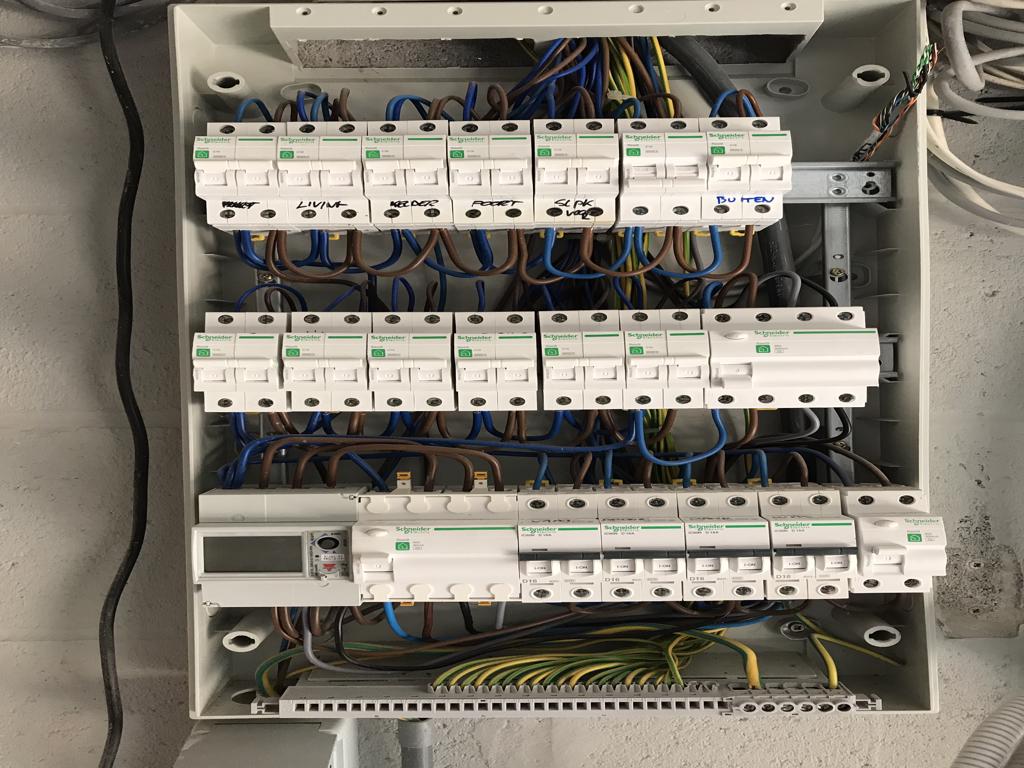 B-Project Zolder - Elektriciteitswerken (voor en na)