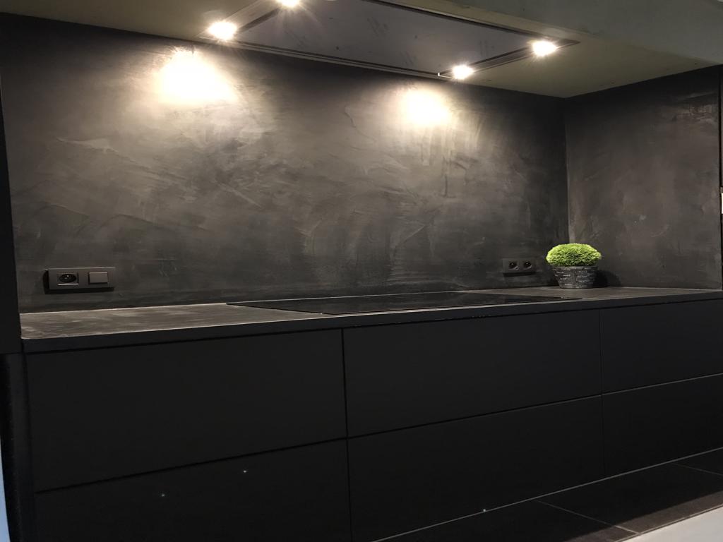 B-Project Zolder - Keuken deco stuc