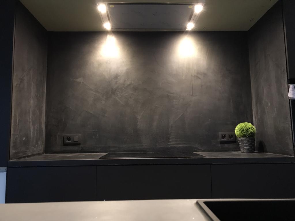 B-Projects Zolder - Keuken deco stuc