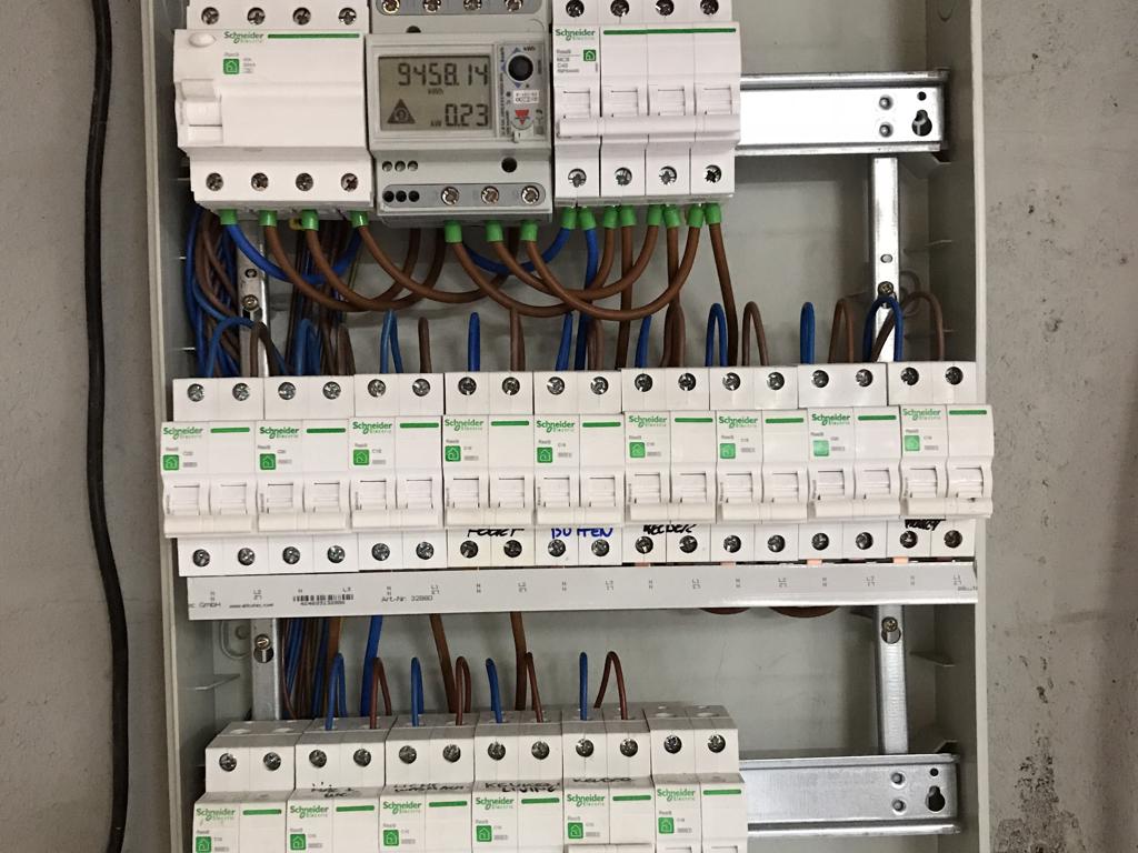 B-Projects Zolder - Elecktriciteitswerken